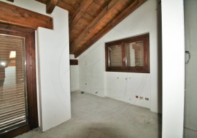 100 Corso Milano, Bovisio Masciago 20813, 3 Stanze da Letto Stanze da Letto, 5 Stanze Stanze,4 BathroomsBathrooms,Ville,In vendita,Corso Milano,1879